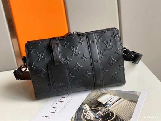 WIS KEEPALL CITY VUITTON LOUIS 0301